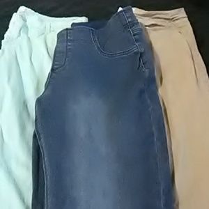 3 pairs of womens jeans
